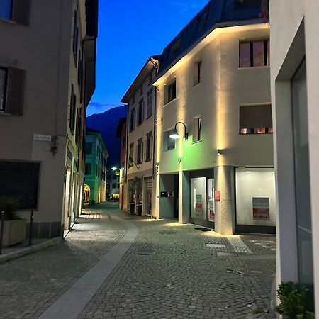 Flat In City Centre Tirano - 10 Minutes From Train Station מראה חיצוני תמונה